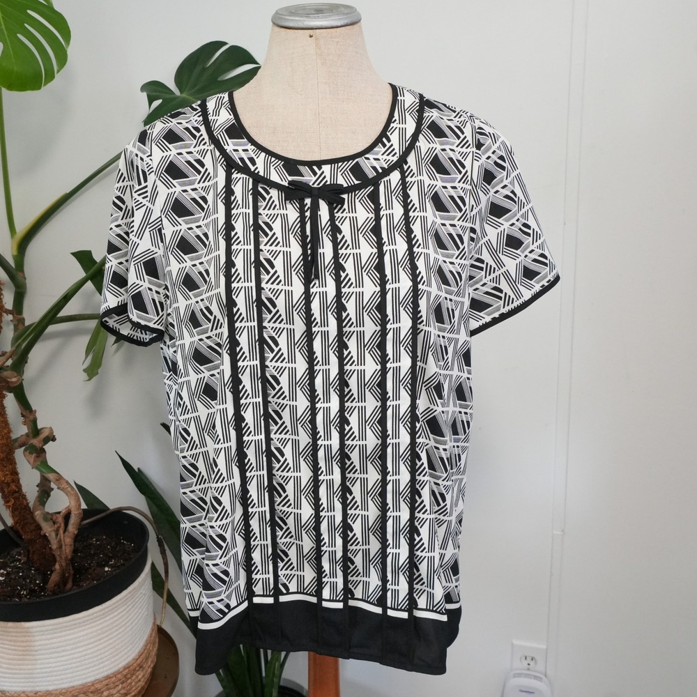 Karl Lagerfeld Paris Blouse Womens‎ Large Black White Geometric Bow Accent Top